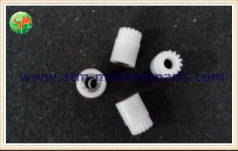 গিয়ার 15T ক্লুথ NCR এটিএম যন্ত্রাংশ 445-0653071 ধাতু সহন সঙ্গে রঙ সাদা